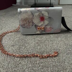 BRAND NEW Ted Baker small floral bag